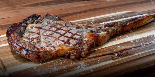 Tomahawk Aubrac à partager